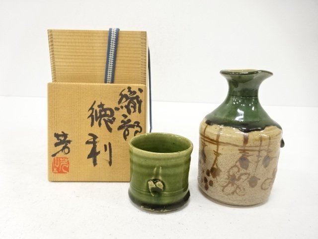 JAPANESE CERAMICS / ORIBE SAKE BOTTLE / ARTISAN WORK